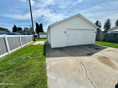 Tiny photo for 2918 113th Street, Toledo, OH 43611 (MLS # 10013156)