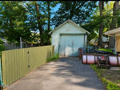 Tiny photo for 2724 Eldora Drive, Toledo, OH 43613 (MLS # 10010452)
