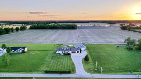 Tiny photo for 14386 Karnes Road, Defiance, OH 43512 (MLS # 10010093)