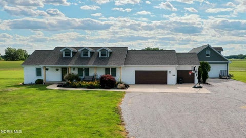 Tiny photo for 14386 Karnes Road, Defiance, OH 43512 (MLS # 10010093)