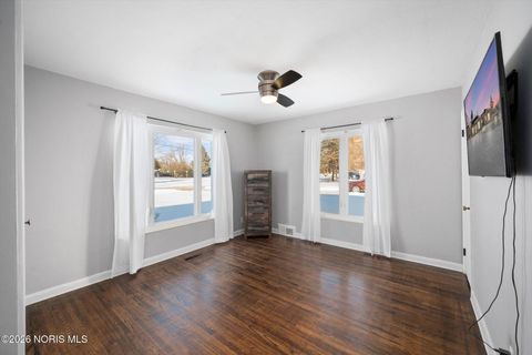 Tiny photo for 907 Huddle Road, Napoleon, OH 43545 (MLS # 10003897)