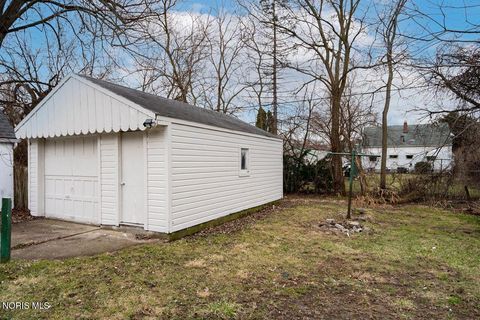 Tiny photo for 919 Turner Avenue, Toledo, OH 43607 (MLS # 10004945)