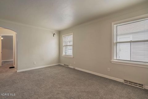 Tiny photo for 919 Turner Avenue, Toledo, OH 43607 (MLS # 10004945)