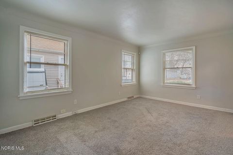 Tiny photo for 919 Turner Avenue, Toledo, OH 43607 (MLS # 10004945)
