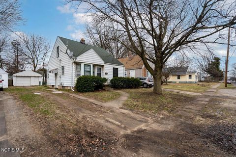 Tiny photo for 919 Turner Avenue, Toledo, OH 43607 (MLS # 10004945)