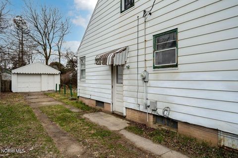 Tiny photo for 919 Turner Avenue, Toledo, OH 43607 (MLS # 10004945)