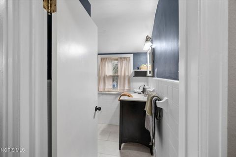 Tiny photo for 3818 Beverly Drive, Toledo, OH 43614 (MLS # 10005015)