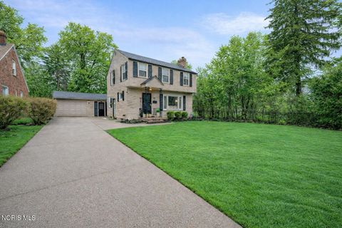 Tiny photo for 3818 Beverly Drive, Toledo, OH 43614 (MLS # 10005015)