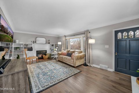 Tiny photo for 3818 Beverly Drive, Toledo, OH 43614 (MLS # 10005015)