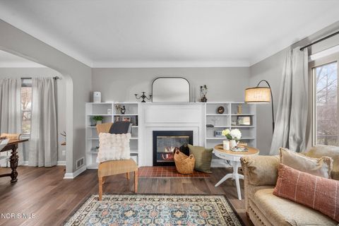 Tiny photo for 3818 Beverly Drive, Toledo, OH 43614 (MLS # 10005015)