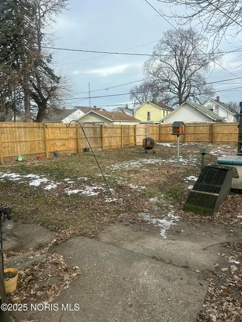 Tiny photo for 245 Plymouth Street, Toledo, OH 43605 (MLS # 10002336)
