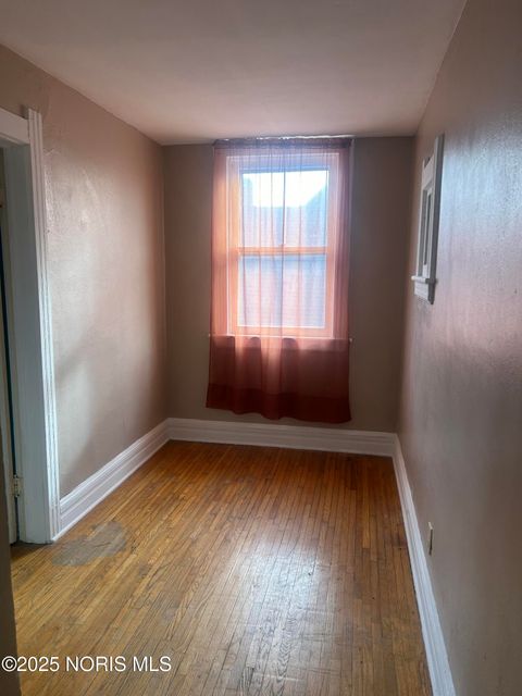 Tiny photo for 245 Plymouth Street, Toledo, OH 43605 (MLS # 10002336)