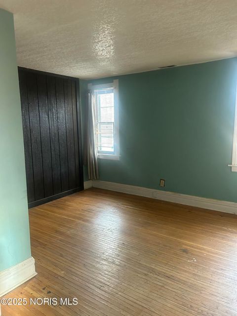 Tiny photo for 245 Plymouth Street, Toledo, OH 43605 (MLS # 10002336)