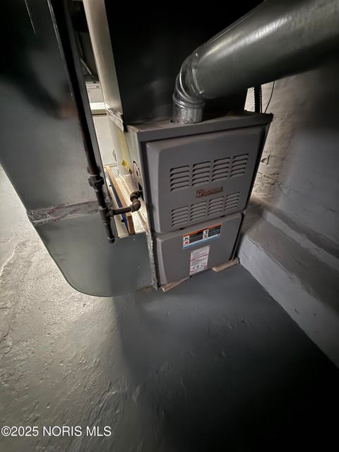 Tiny photo for 245 Plymouth Street, Toledo, OH 43605 (MLS # 10002336)