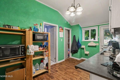 Tiny photo for 628 Orchard Street, Toledo, OH 43609 (MLS # 10012182)