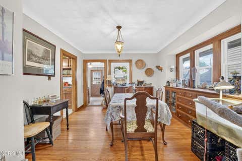 Tiny photo for 837 Geneva Avenue, Toledo, OH 43609 (MLS # 10010865)