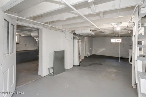 Tiny photo for 1129 Mason Street, Toledo, OH 43605 (MLS # 10004884)