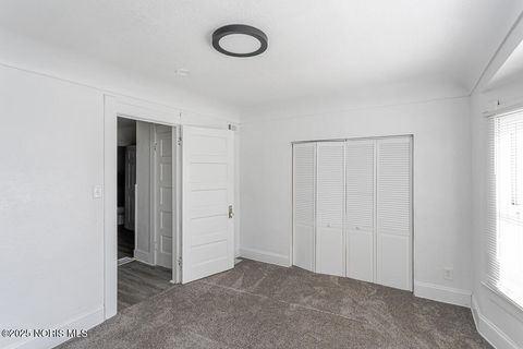 Tiny photo for 1129 Mason Street, Toledo, OH 43605 (MLS # 10004884)