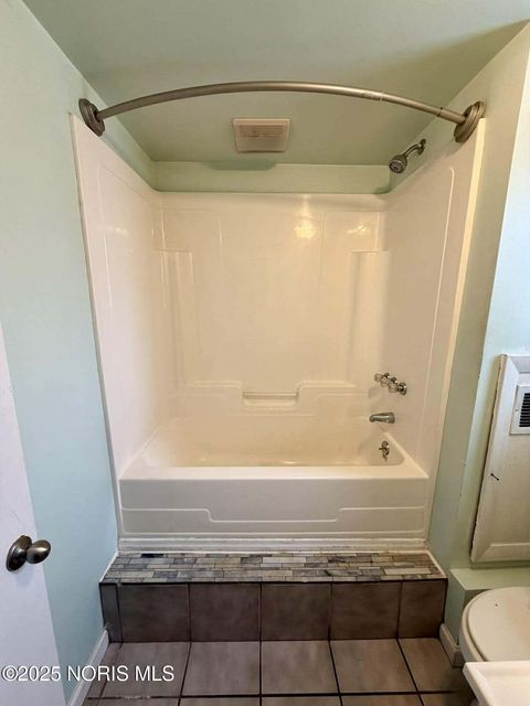 Tiny photo for 2122 Arlington Avenue, Toledo, OH 43609 (MLS # 10001587)