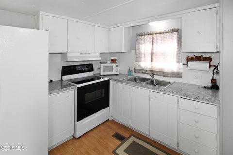 Tiny photo for 28252835 W Rising Sun Road, Port Clinton, OH 43452 (MLS # 10013103)