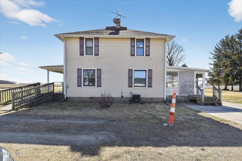 Tiny photo for 767 County Road 7, Grelton, OH 43523 (MLS # 10004658)