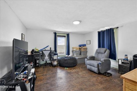 Tiny photo for 767 County Road 7, Grelton, OH 43523 (MLS # 10004658)