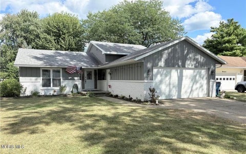 Photo of 15 Karis Street, Waterville, OH 43566 (MLS # 10014375)