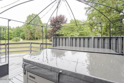 Tiny photo for 2960 Heysler Road, Toledo, OH 43617 (MLS # 10009420)