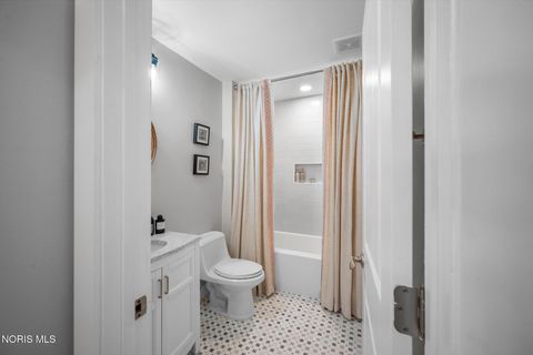 Tiny photo for 5131 Bainbridge Rd, Toledo, OH 43623 (MLS # 10004541)