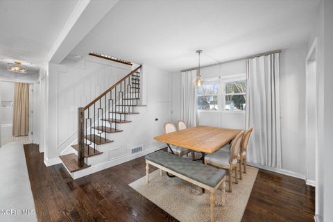 Tiny photo for 5131 Bainbridge Rd, Toledo, OH 43623 (MLS # 10004541)