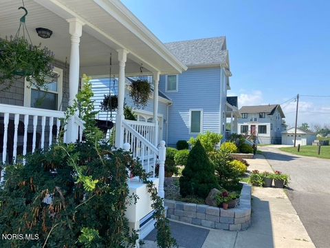 Tiny photo for 30 Edgewater Park, Toledo, OH 43611 (MLS # 10006852)