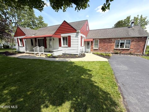 Tiny photo for 210 School Street, Luckey, OH 43443 (MLS # 10007980)