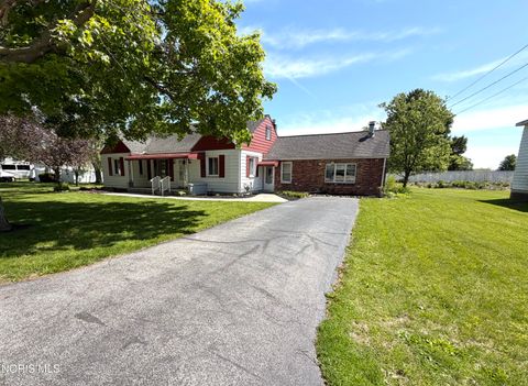 Tiny photo for 210 School Street, Luckey, OH 43443 (MLS # 10007980)