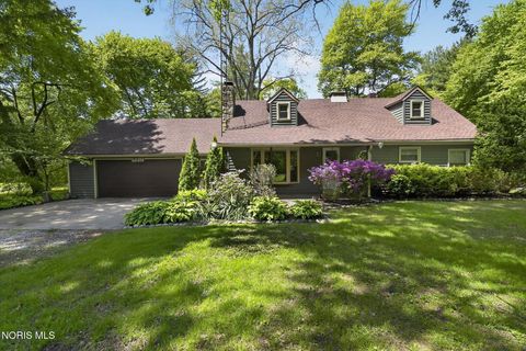 Photo of 5220 Whitehouse Spencer Road, Whitehouse, OH 43571 (MLS # 10007672)