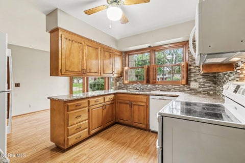 Tiny photo for 3736 Corey Road, Toledo, OH 43615 (MLS # 10014574)