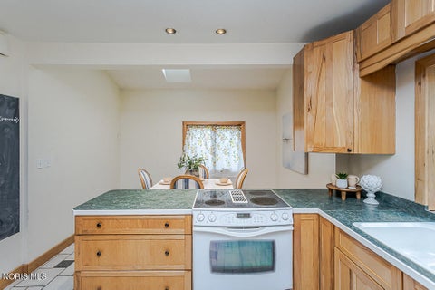 Tiny photo for 2670 Brookford Drive, Toledo, OH 43614 (MLS # 10013791)