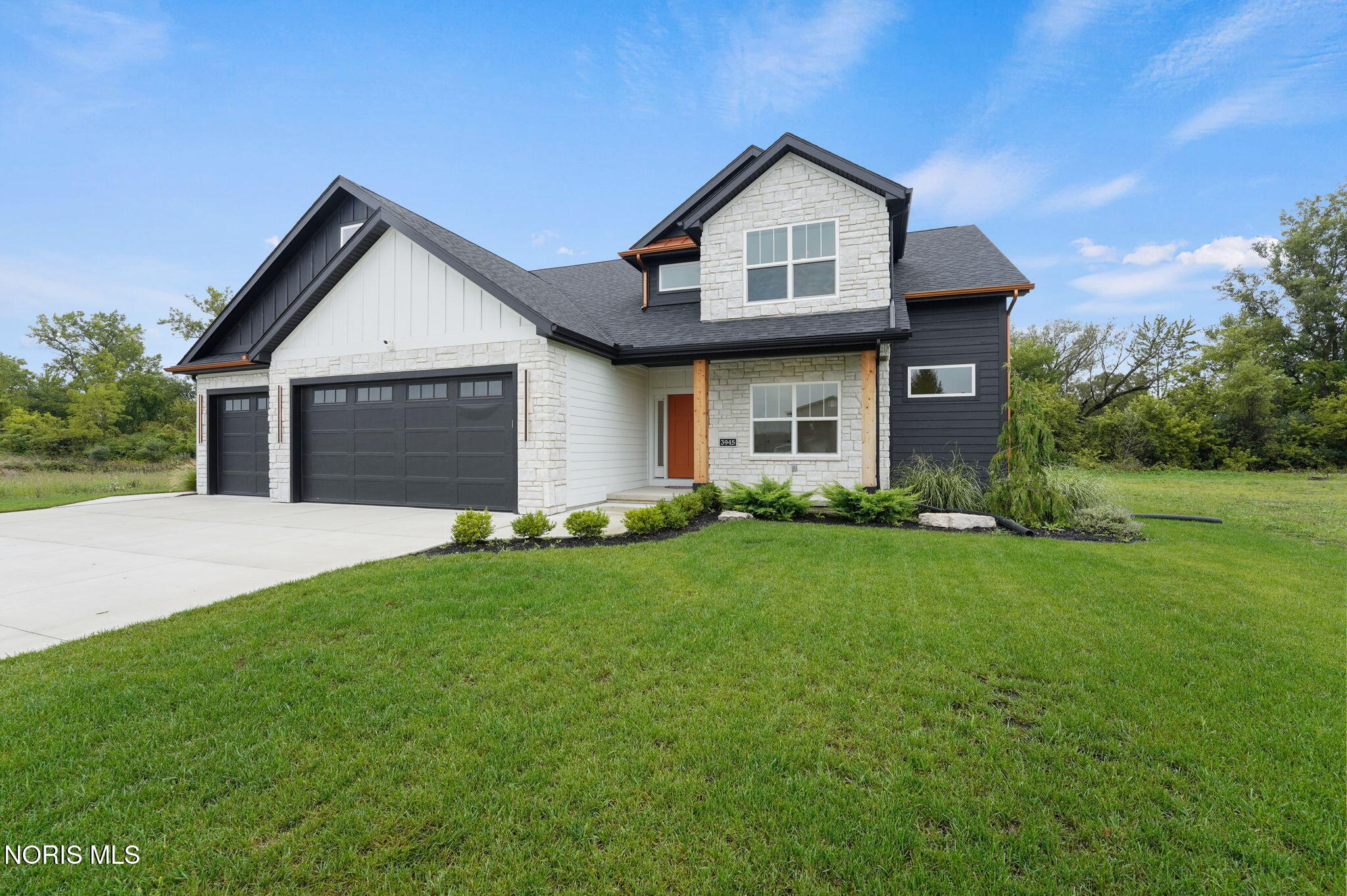 3945 Legacy Trail