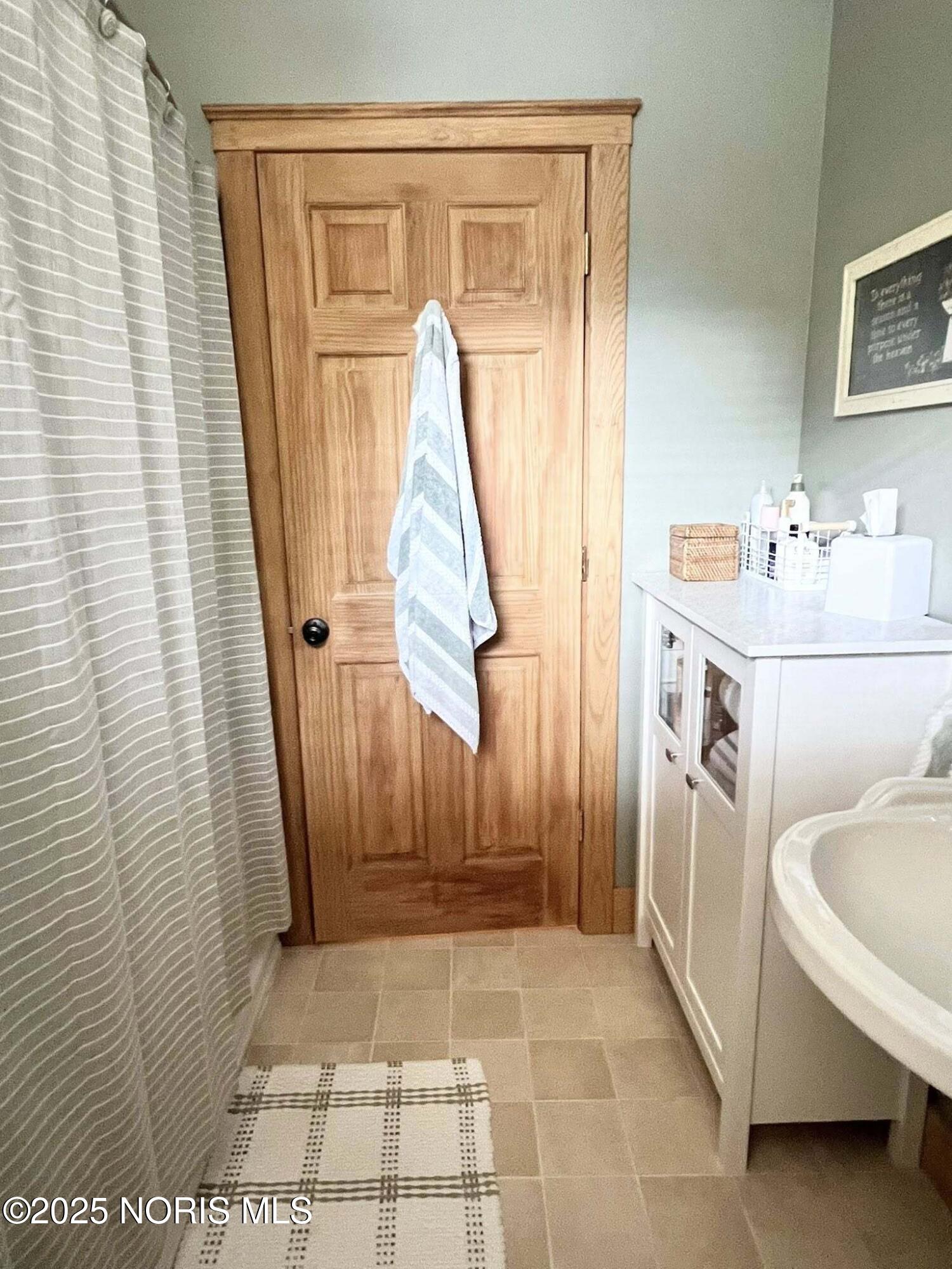 Findlay, Ohio 45840, United States, 3 Bedrooms Bedrooms, ,2 BathroomsBathrooms,Residential,Coming Soon,230645