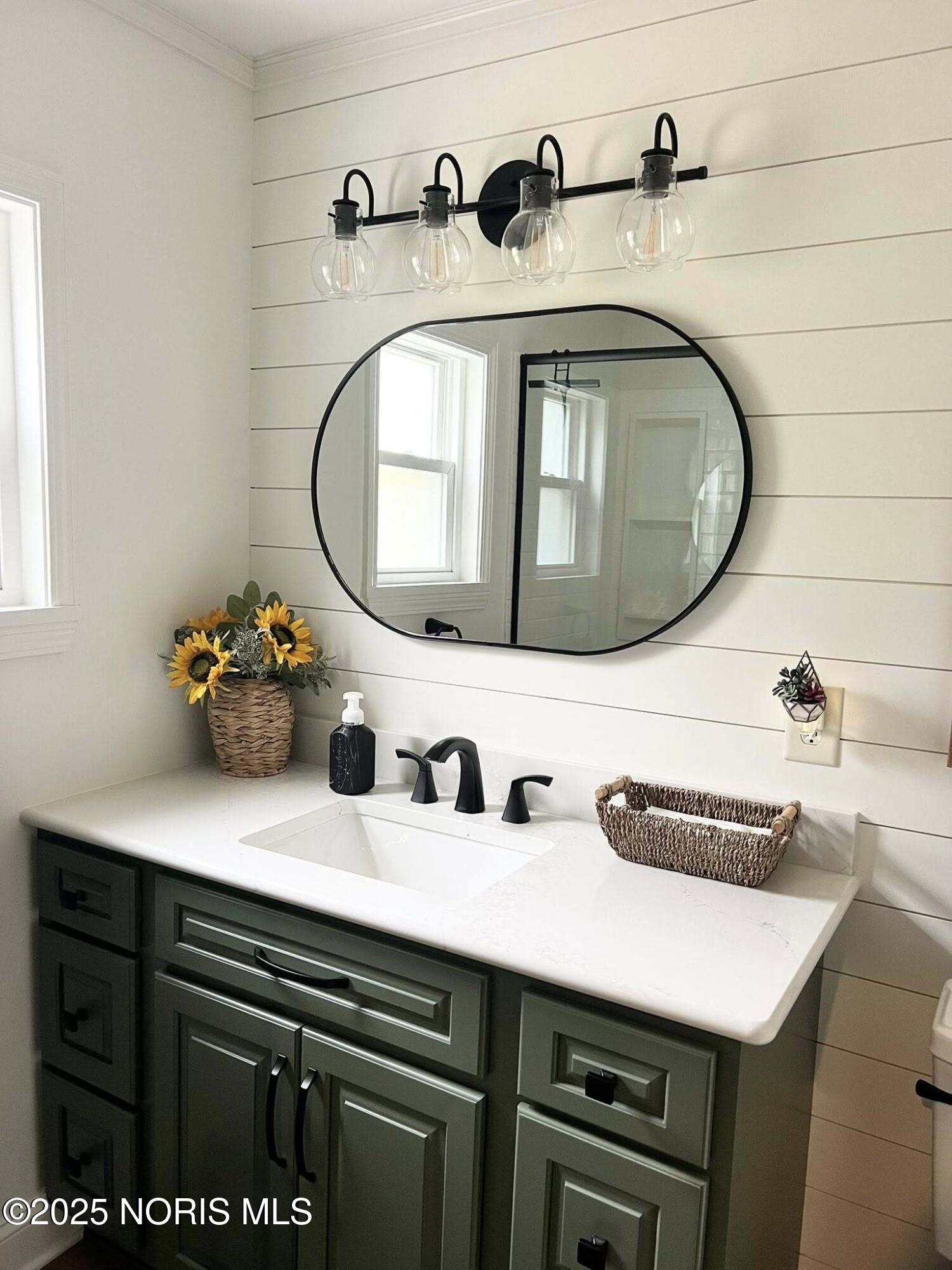 Findlay, Ohio 45840, United States, 3 Bedrooms Bedrooms, ,2 BathroomsBathrooms,Residential,Coming Soon,230645