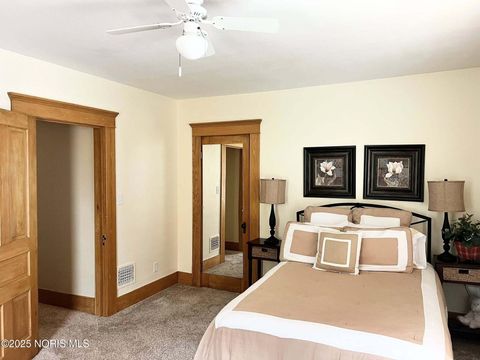 Tiny photo for 217 Hancock Street, Findlay, OH 45840 (MLS # 10000344)