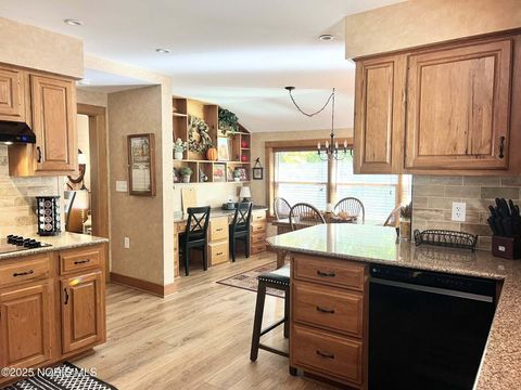 Tiny photo for 217 Hancock Street, Findlay, OH 45840 (MLS # 10000344)