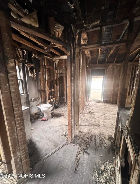 Tiny photo for 2315 Caledonia Street, Toledo, OH 43605 (MLS # 10002412)