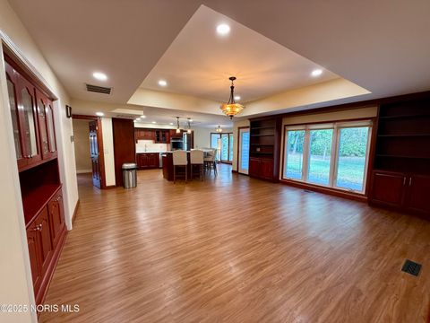 Tiny photo for 505 Bright Road, Findlay, OH 45840 (MLS # 10000238)