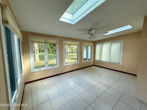 Tiny photo for 505 Bright Road, Findlay, OH 45840 (MLS # 10000238)