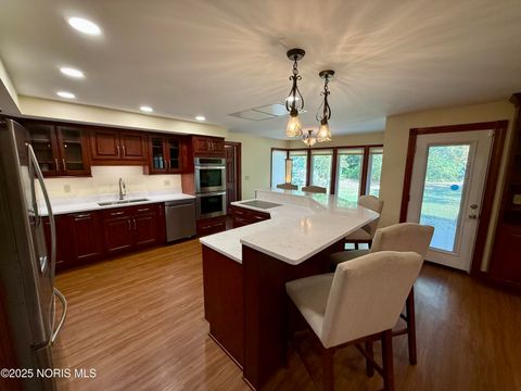Tiny photo for 505 Bright Road, Findlay, OH 45840 (MLS # 10000238)
