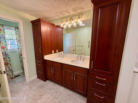 Tiny photo for 505 Bright Road, Findlay, OH 45840 (MLS # 10000238)