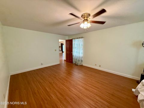 Tiny photo for 505 Bright Road, Findlay, OH 45840 (MLS # 10000238)