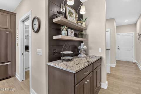 Tiny photo for 4450 Post Office Circle, Maumee, OH 43537 (MLS # 10011152)
