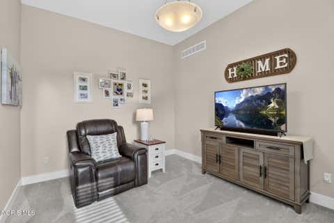 Tiny photo for 4450 Post Office Circle, Maumee, OH 43537 (MLS # 10011152)
