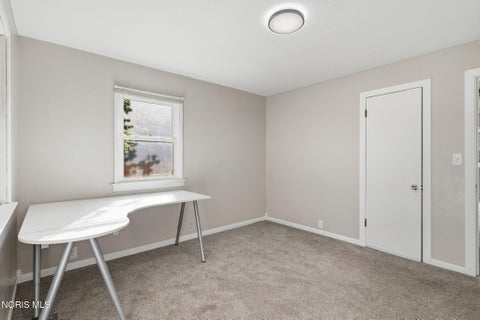 Tiny photo for 136 E Hobart Avenue, Findlay, OH 45840 (MLS # 10014069)